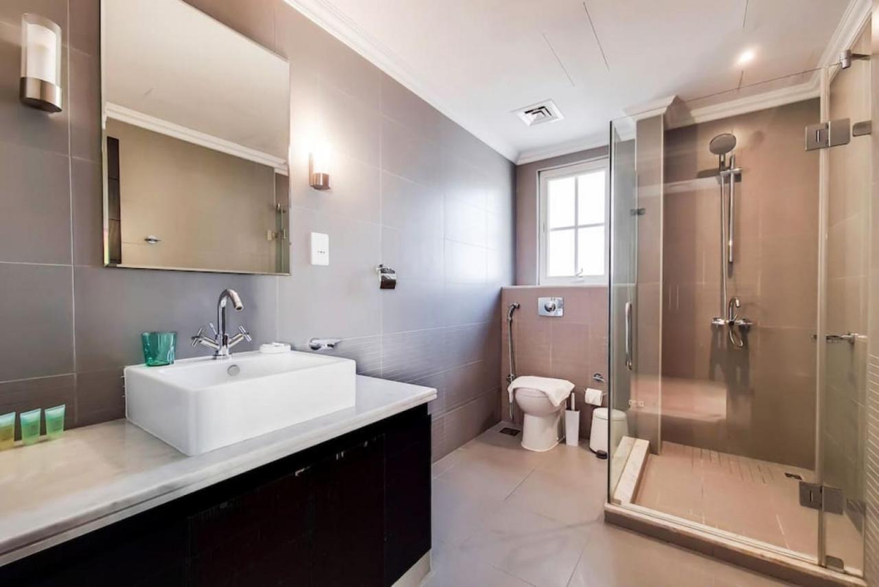 Whispering Pines, Jge - Exquisite Three Bedroom Dubai